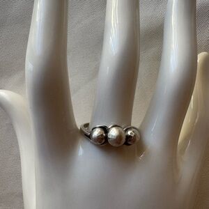 Vintage Elegant Handmade Silver Beaded Ring Size 8